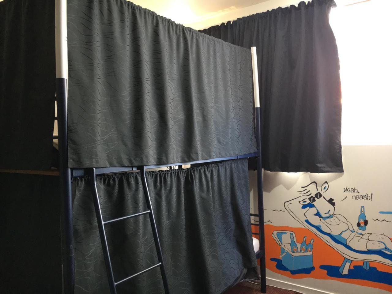 Hostel Bouncing Lamb Backpackers Nelson Exterior foto